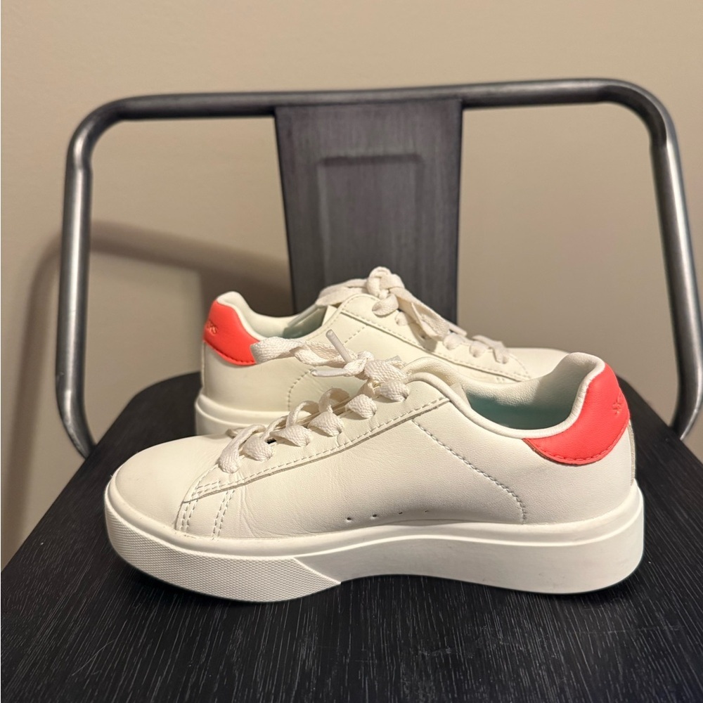 Skechers Kids Sneakers in White, Aqua, and Coral - Picture 5 of 13